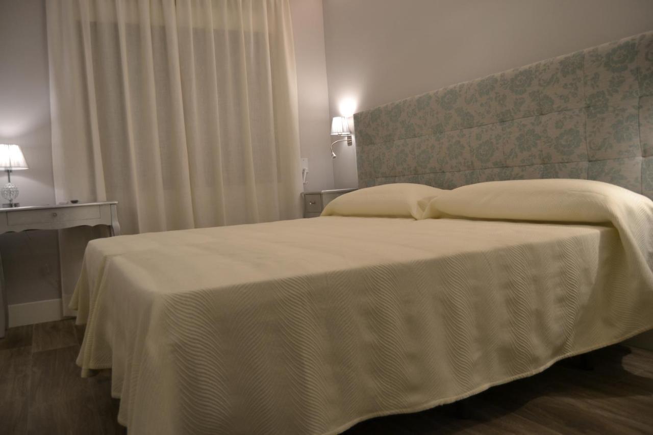 Hotel Espanol La Pueblanueva Esterno foto